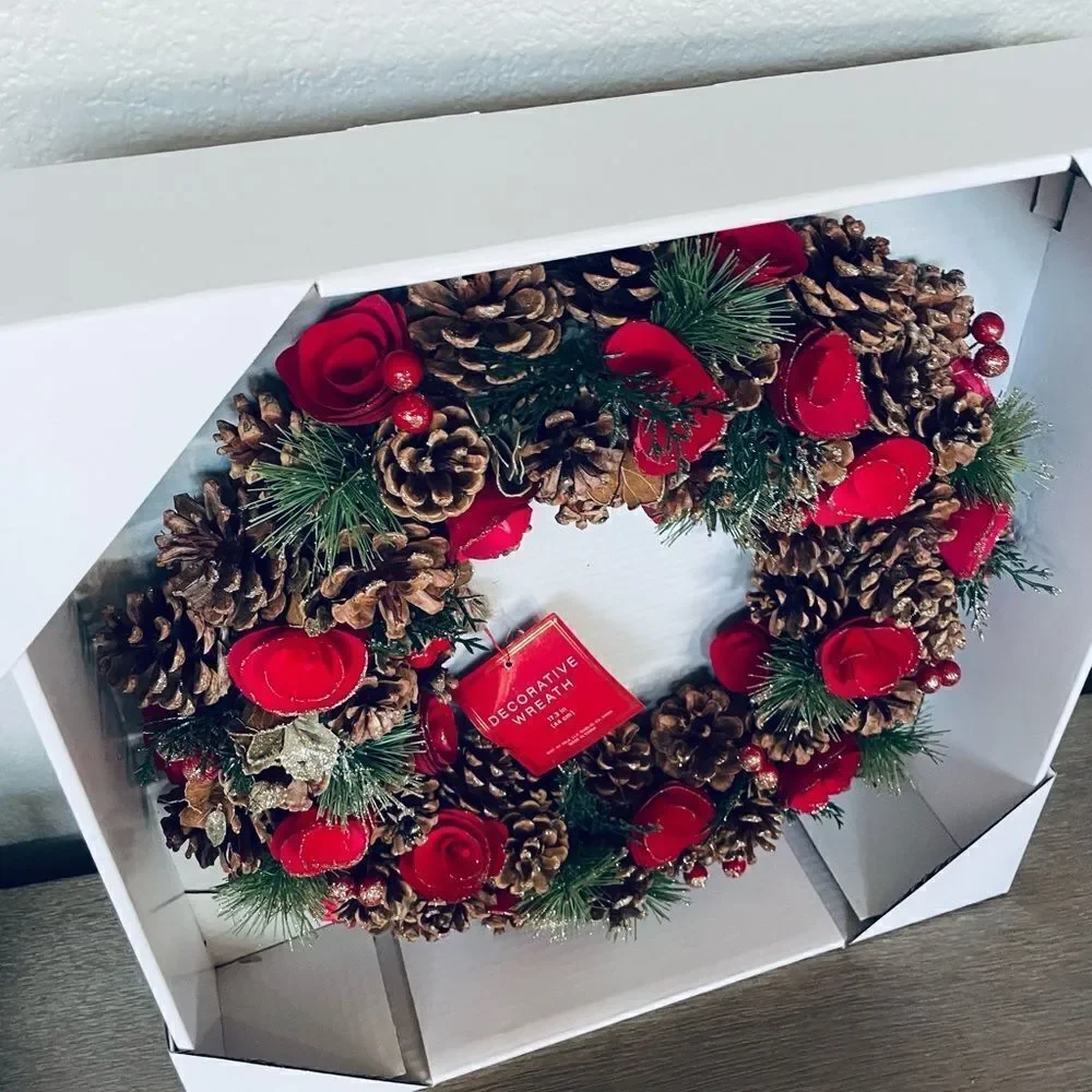 Beekman Home Rustic Natural Pine Cone Floral Christmas Wreath